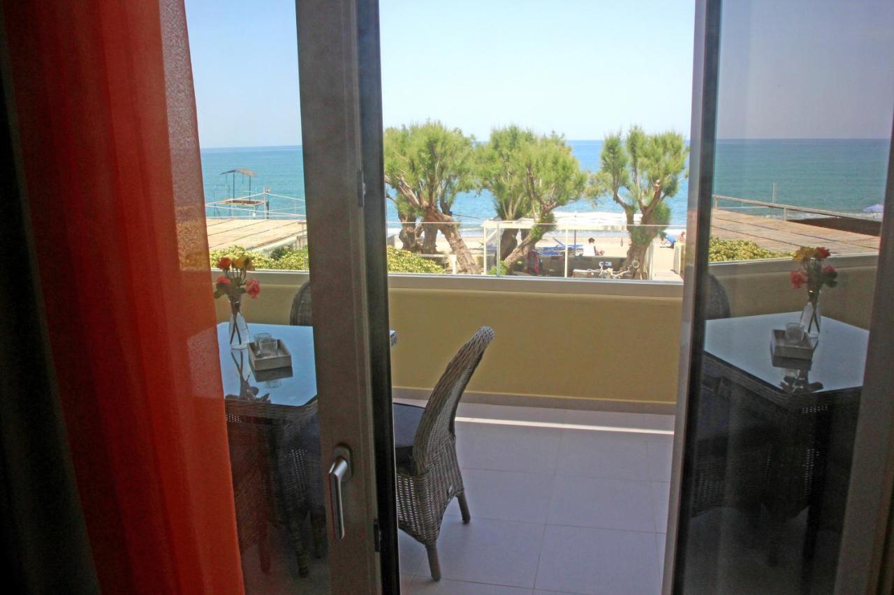 Effi Apartments Platanés Oda fotoğraf